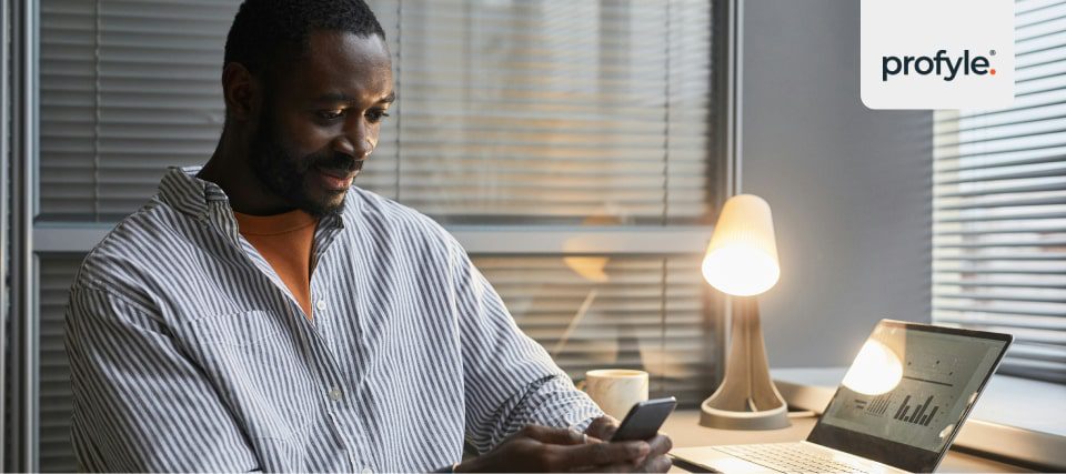 A customer looking at lead capture software